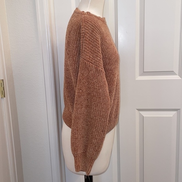 JUST BE YOU orange crew neck knit sweater in women’s size small - Picture 3 of 7